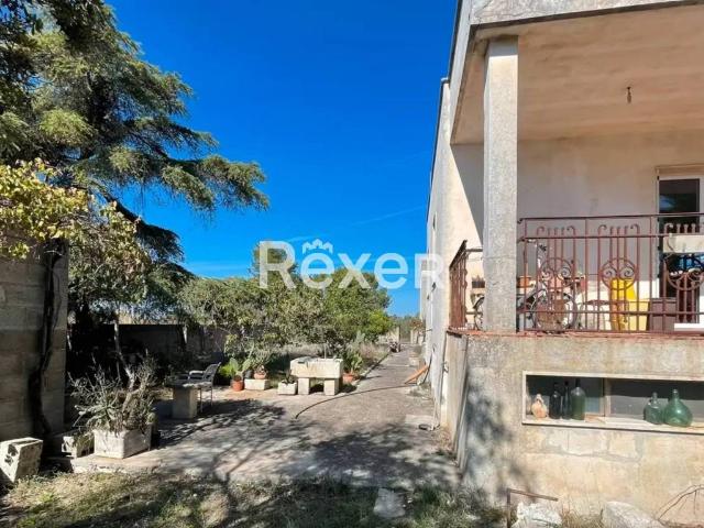 Casa indipendente in vendita a Carpignano Salentino LE
