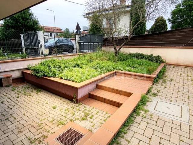 Casa indipendente in vendita a Carrara via Bigioni, 1, Avenza