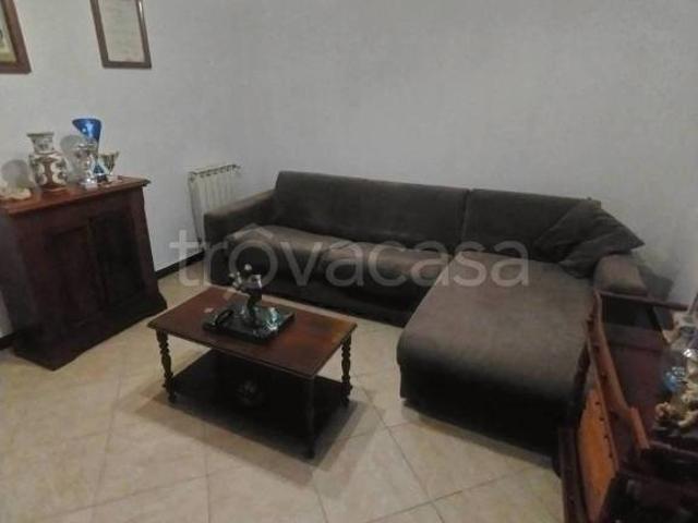 Casa indipendente in vendita a Carrara, Avenza