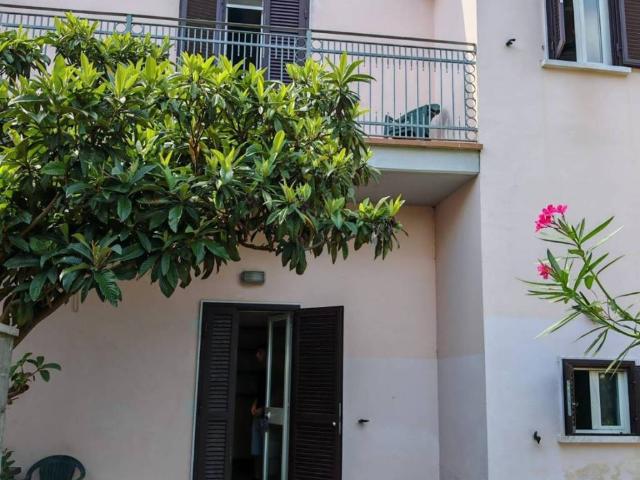 Casa indipendente in vendita a Carrara MS