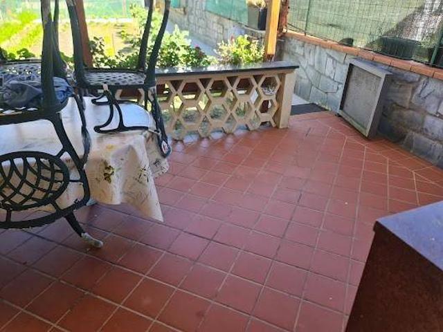 Casa indipendente in vendita a Carrara MS