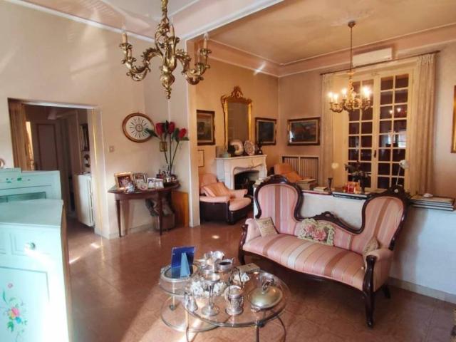 Casa indipendente in vendita a Carrara MS