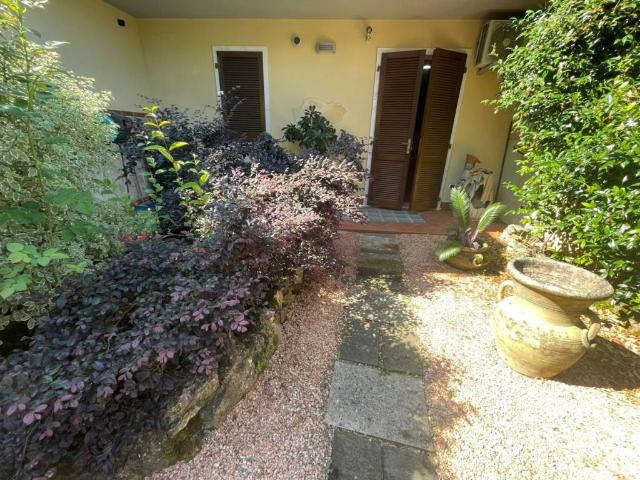 Casa indipendente in vendita a Carrara MS