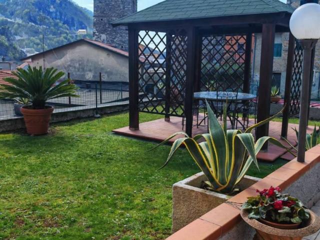 Casa indipendente in vendita a Carrara MS