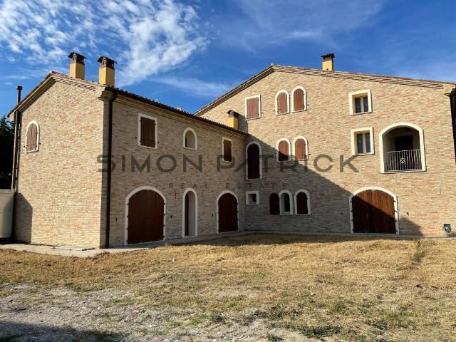 Casa indipendente in vendita a Cartoceto PU