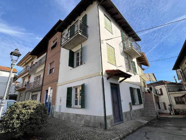 Casa indipendente in vendita a Cartosio AL