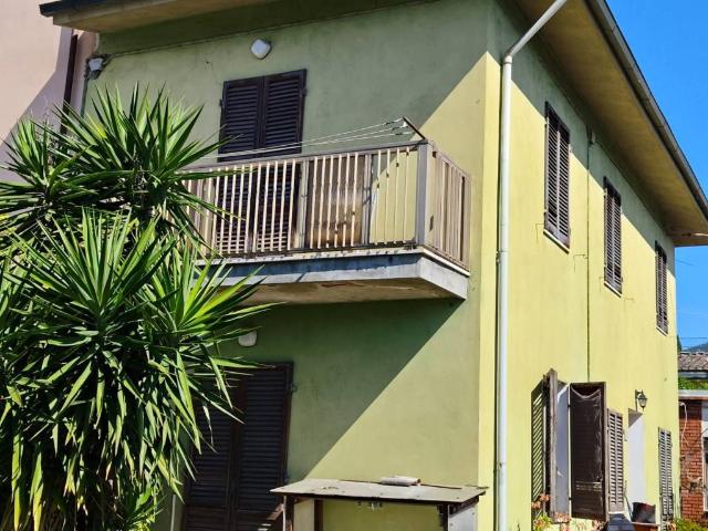 Casa indipendente in vendita a Cascina PI