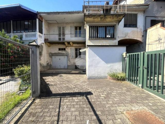 Casa indipendente in vendita a Cascinette d'Ivrea TO