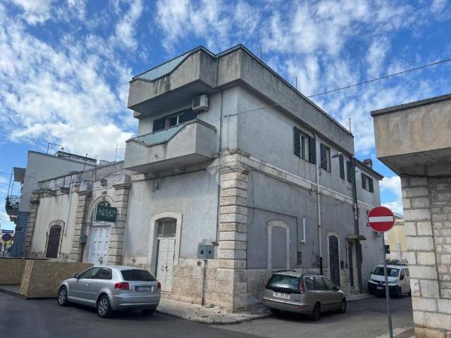 Casa indipendente in vendita a Casamassima BA