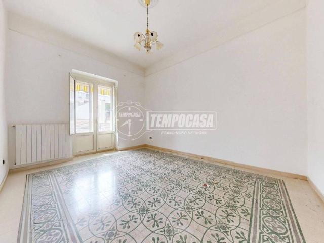 Casa indipendente in vendita a Casamassima via cotrone