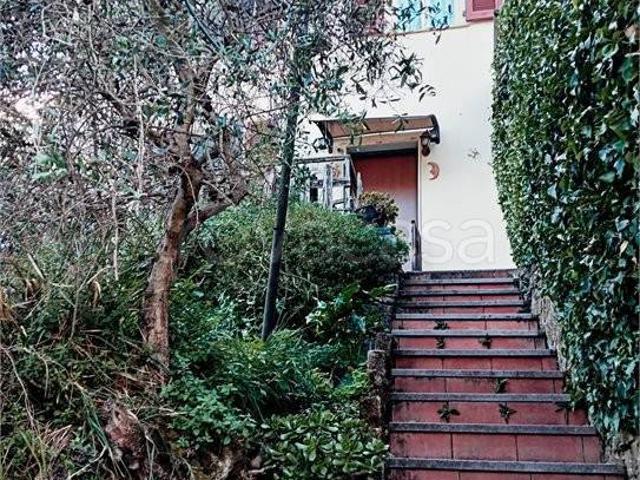 Casa indipendente in vendita a Casano, Luni