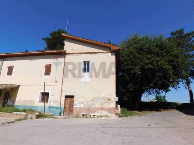 Casa indipendente in vendita a Casacanditella CH