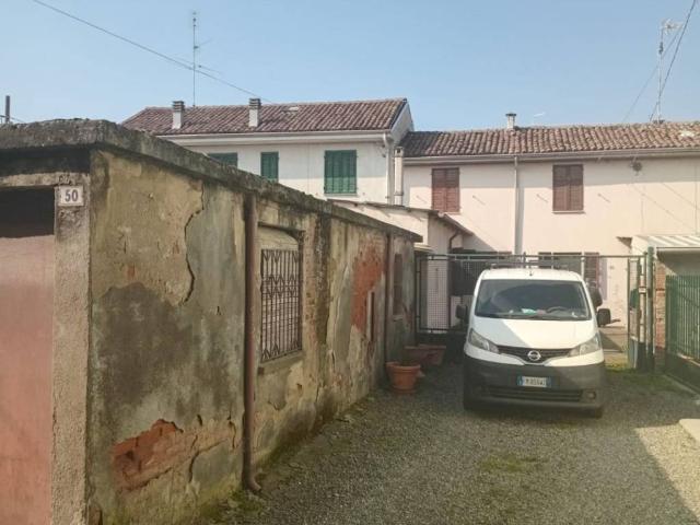 Casa indipendente in vendita a Casal Cermelli AL