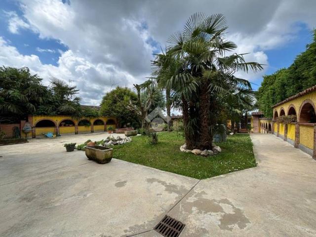 Casa indipendente in vendita a Casale Cremasco Vidolasco CR
