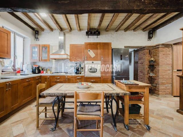 Casa indipendente in vendita a Casalgrande RE