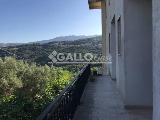 Casa indipendente in vendita a Casali del Manco via Pertini