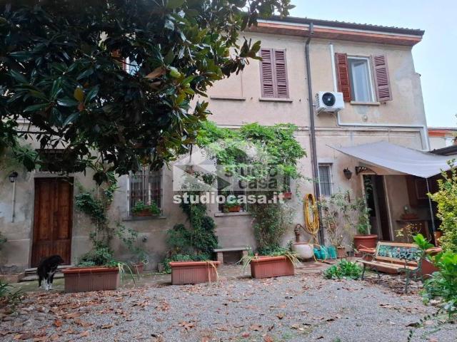 Casa indipendente in vendita a Casalmorano CR