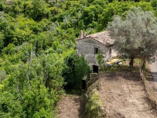 Casa indipendente in vendita a Casaprota strada delle Valli