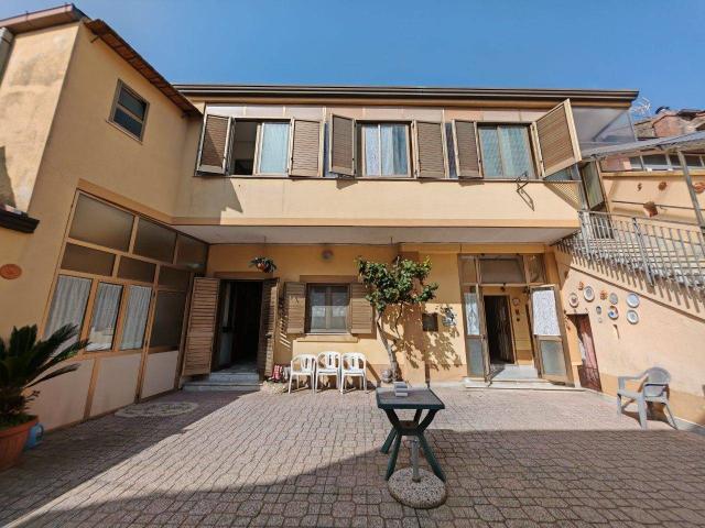 Casa indipendente in vendita a Caserta