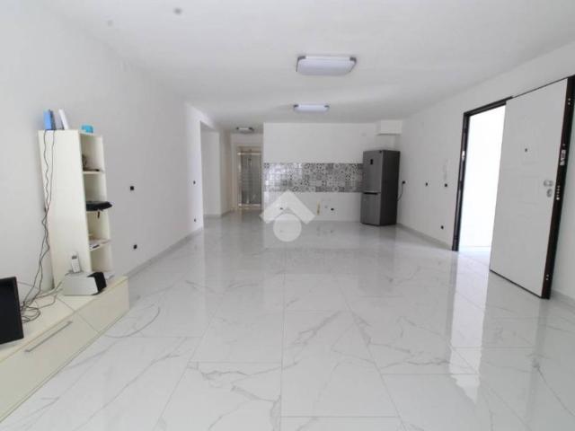 Appartamento in vendita a Caserta via Crescenzo Esperti, 9, San Leucio Briano