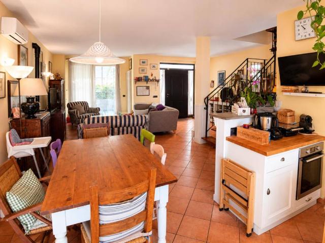 Casa indipendente in vendita a Casole d'Elsa SI