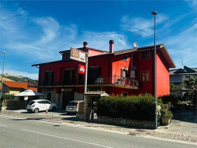 Casa indipendente in vendita a Casoli CH