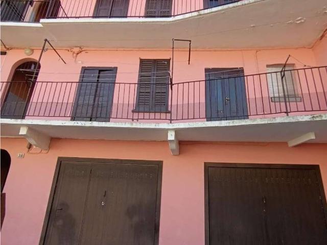 Casa indipendente in vendita a Casorate Sempione VA