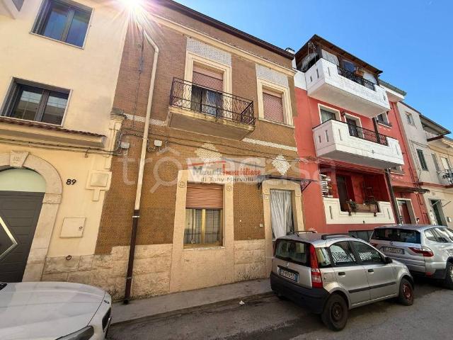 Casa indipendente in vendita a Cassano delle Murge via Trieste, 91