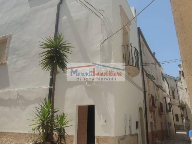 Casa indipendente in vendita a Cassano delle Murge BA