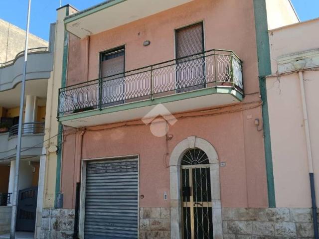 Casa indipendente in vendita a Cassano delle Murge BA