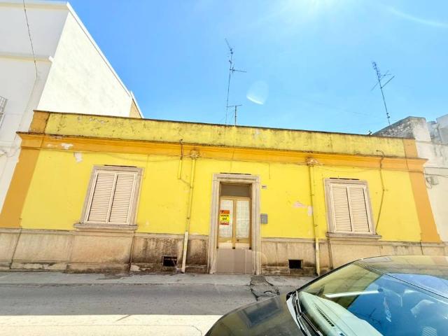 Casa indipendente in vendita a Cassano delle Murge BA