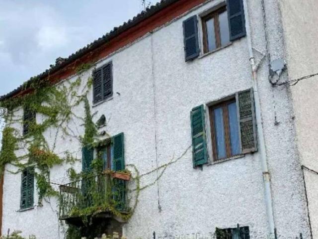 Casa indipendente in vendita a Cassano Spinola AL