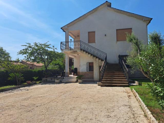 Casa indipendente in vendita a Cassino