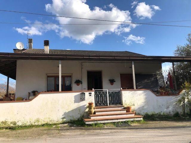 Casa indipendente in vendita a Cassino FR