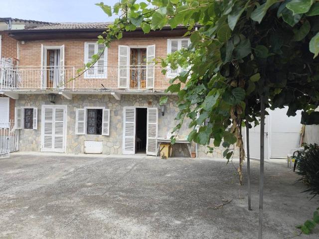 Casa indipendente in vendita a Castagnole Monferrato AT
