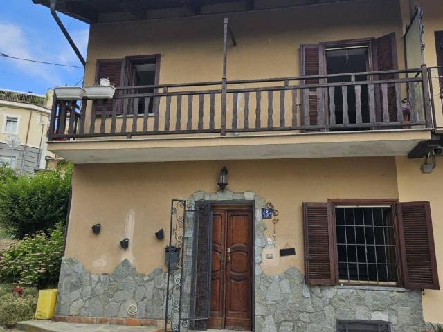 Casa indipendente in vendita a Castagneto Po TO