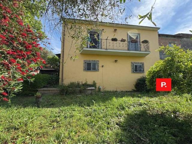 Casa indipendente in vendita a Castel Campagnano CE