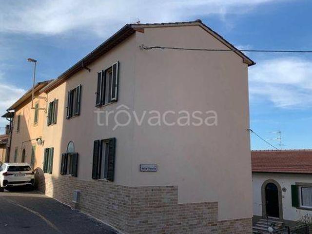 Casa indipendente in vendita a Castel del Piano