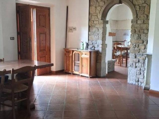 Casa indipendente in vendita a Castel Focognano AR
