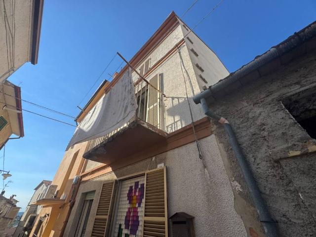Casa indipendente in vendita a Castel Frentano CH