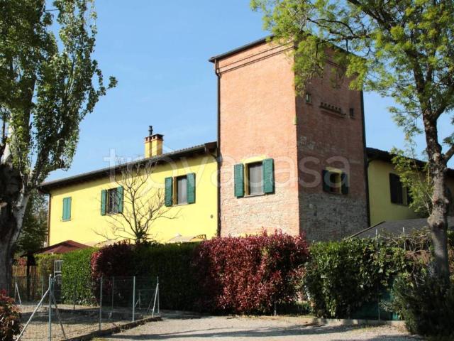 Casa indipendente in vendita a Castel Guelfo di Bologna via Chiusa, 1