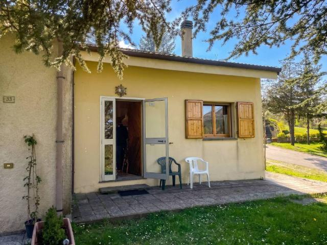 Casa indipendente in vendita a Casteldelci RN