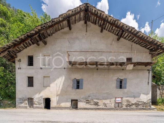 Casa indipendente in vendita a Casteldelfino