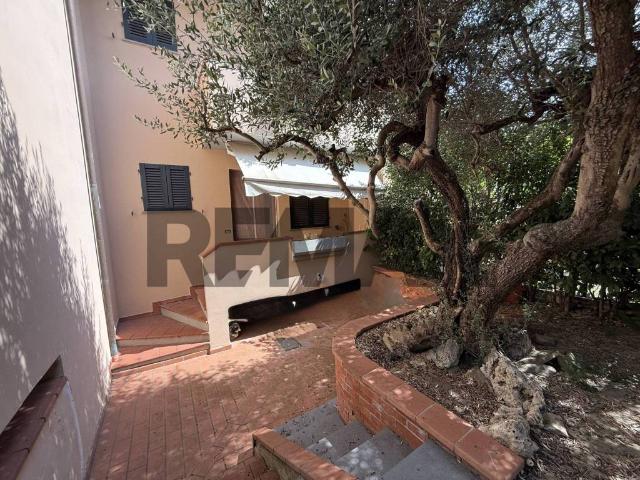 Casa indipendente in vendita a Castelfiorentino FI