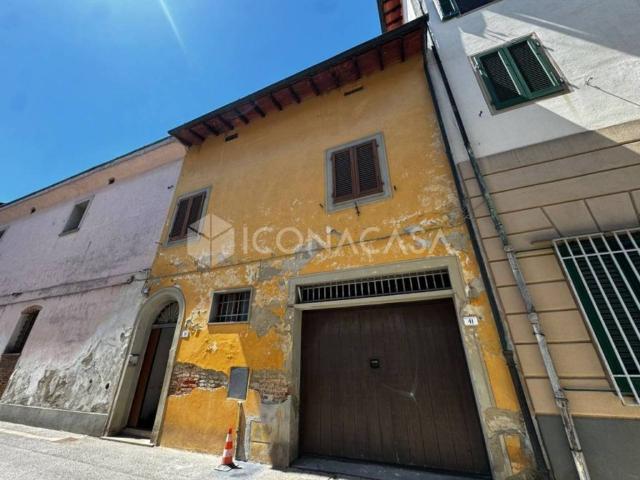 Casa indipendente in vendita a Castelfranco di Sotto via Galileo Galilei