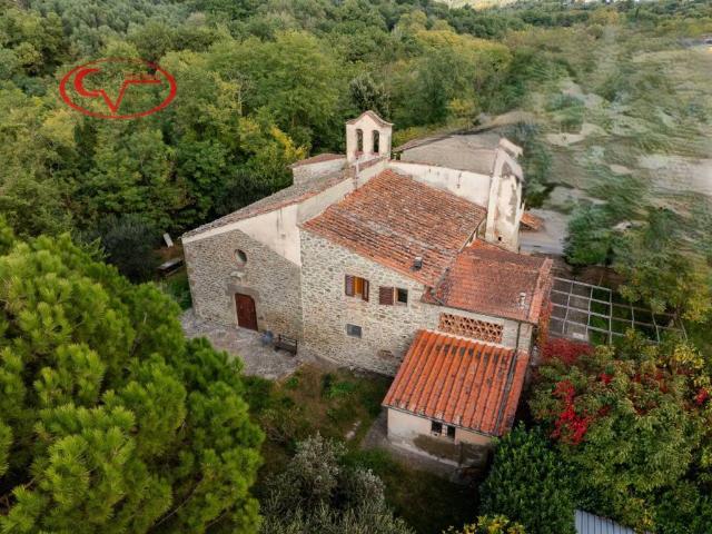 Casa indipendente in vendita a Castelfranco Piandisco AR
