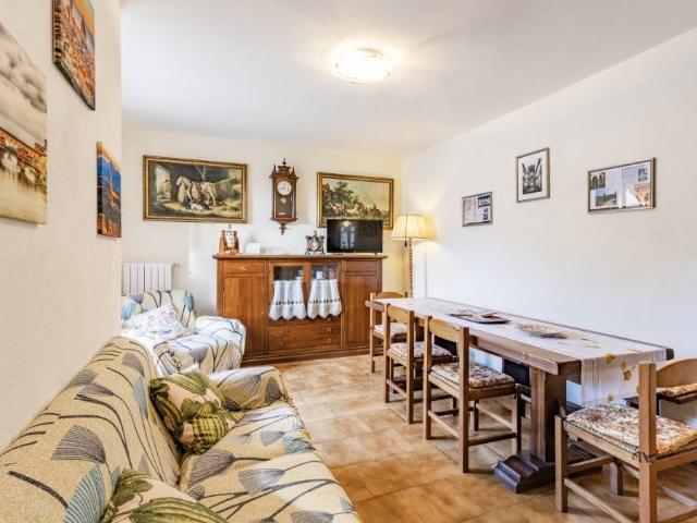 Casa indipendente in vendita a Castelfranco Piandisco AR