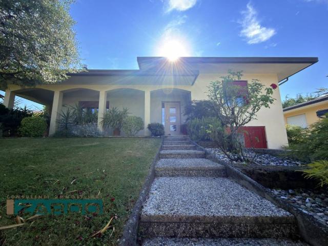 Casa indipendente in vendita a Castello di Godego TV