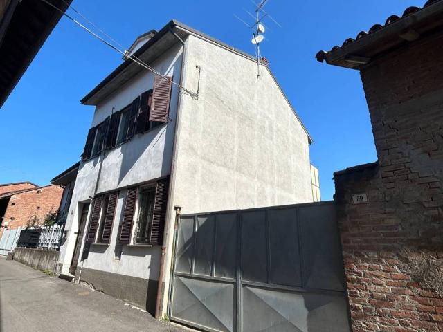 Casa indipendente in vendita a Castellazzo Bormida AL