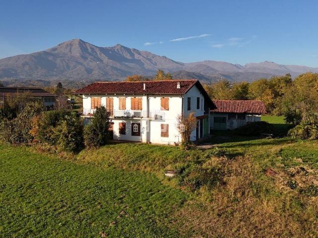 Casa indipendente in vendita a Castellamonte TO